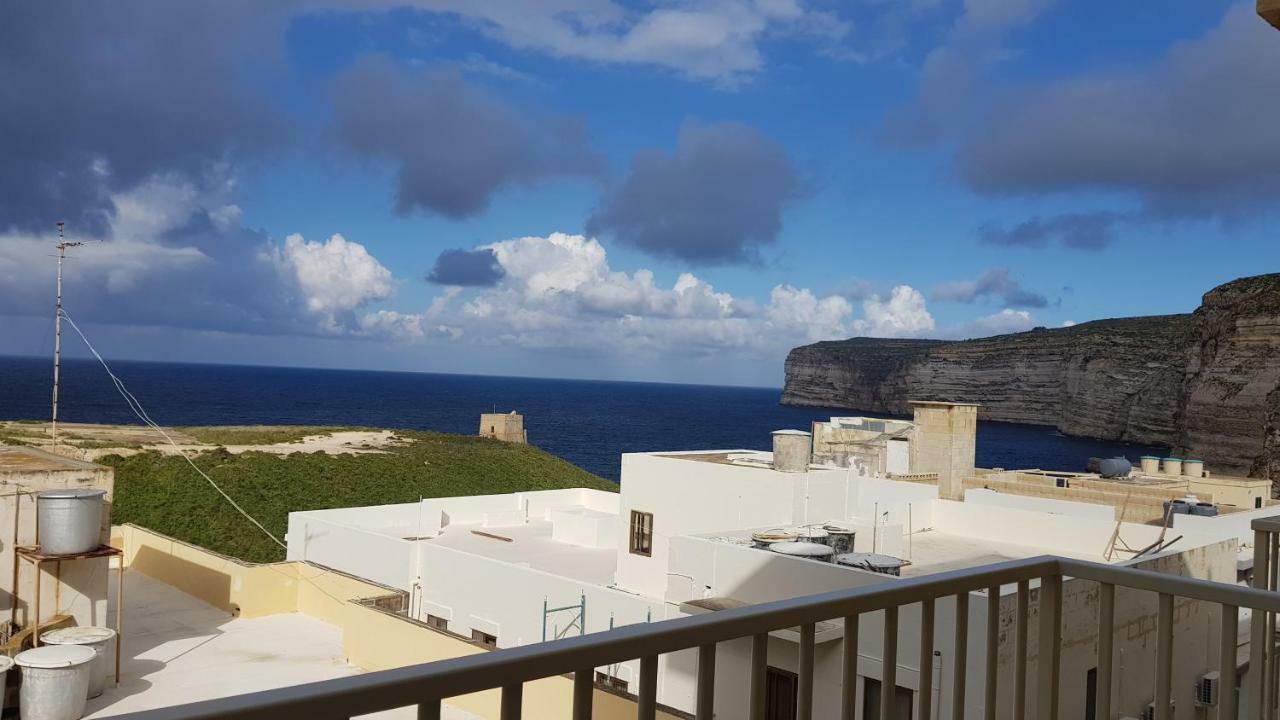 Palm Court Apartment Xlendi Exterior foto